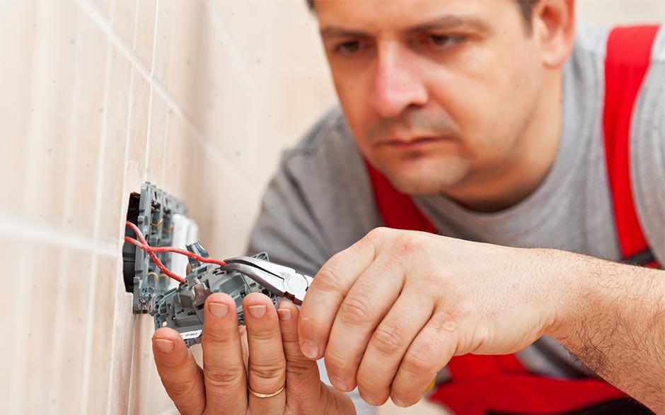 besoin d'un électricien Crosne